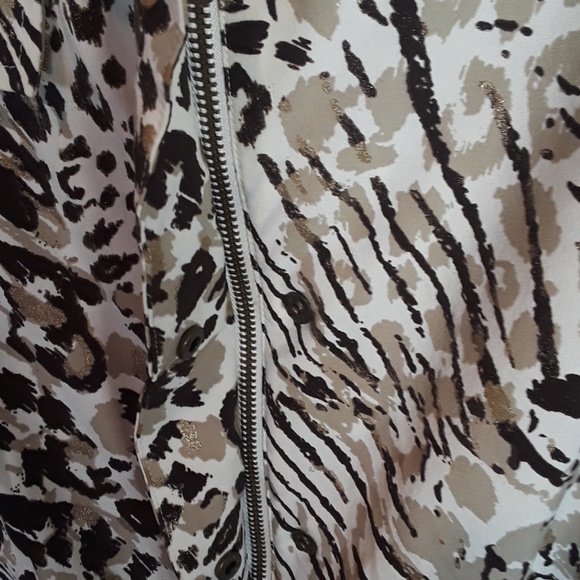 ZENERGY  by Chico Jacket - Picture 5 of 7